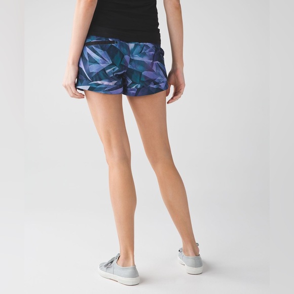 Lululemon Spring Break Away Short - Picture 2 of 7